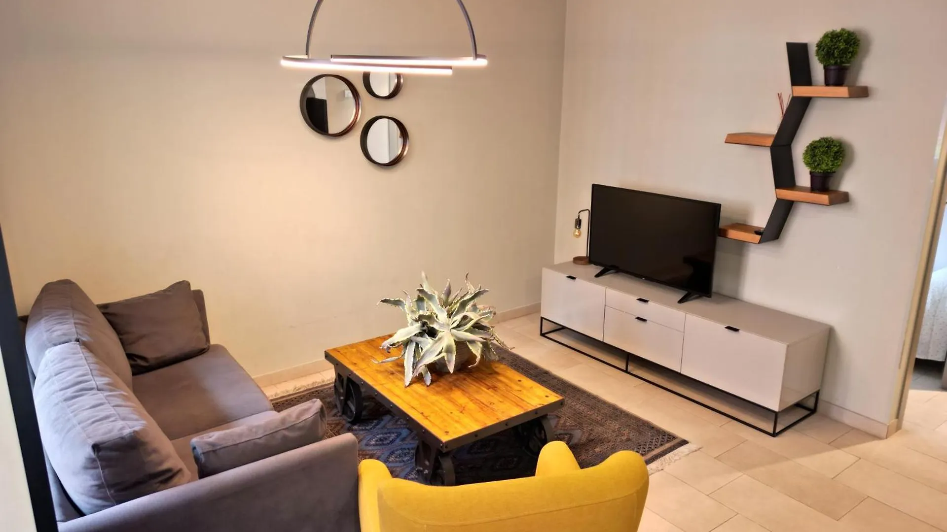 Apartaments Turistics Cardona II